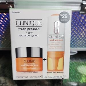 NIB Clinique Fresh Pressed 7 Day Recharge System Skincare Set
